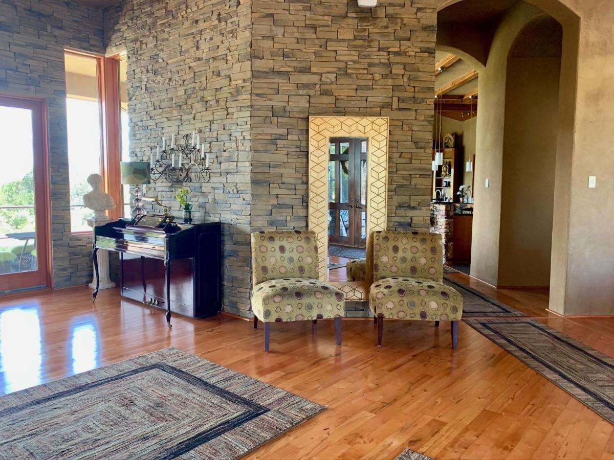 Scenic Hill Country Retreat - Rhino Ranch Villa New Braunfels Exteriör bild