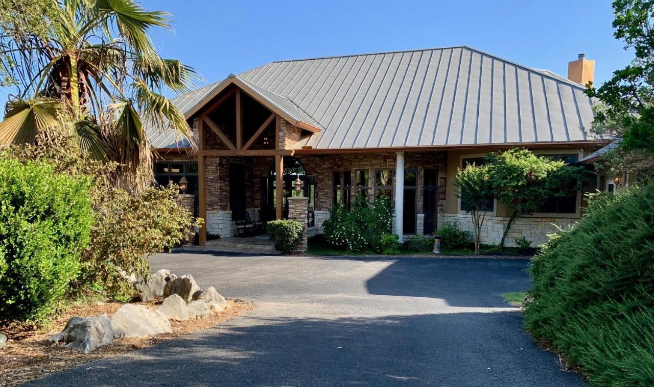 Scenic Hill Country Retreat - Rhino Ranch Villa New Braunfels Exteriör bild