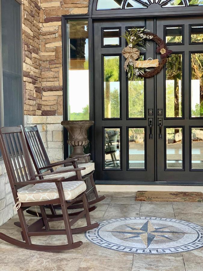 Scenic Hill Country Retreat - Rhino Ranch Villa New Braunfels Exteriör bild