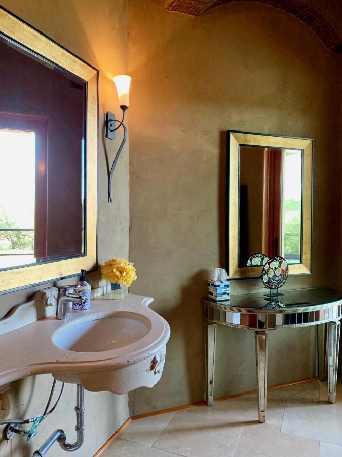 Scenic Hill Country Retreat - Rhino Ranch Villa New Braunfels Exteriör bild