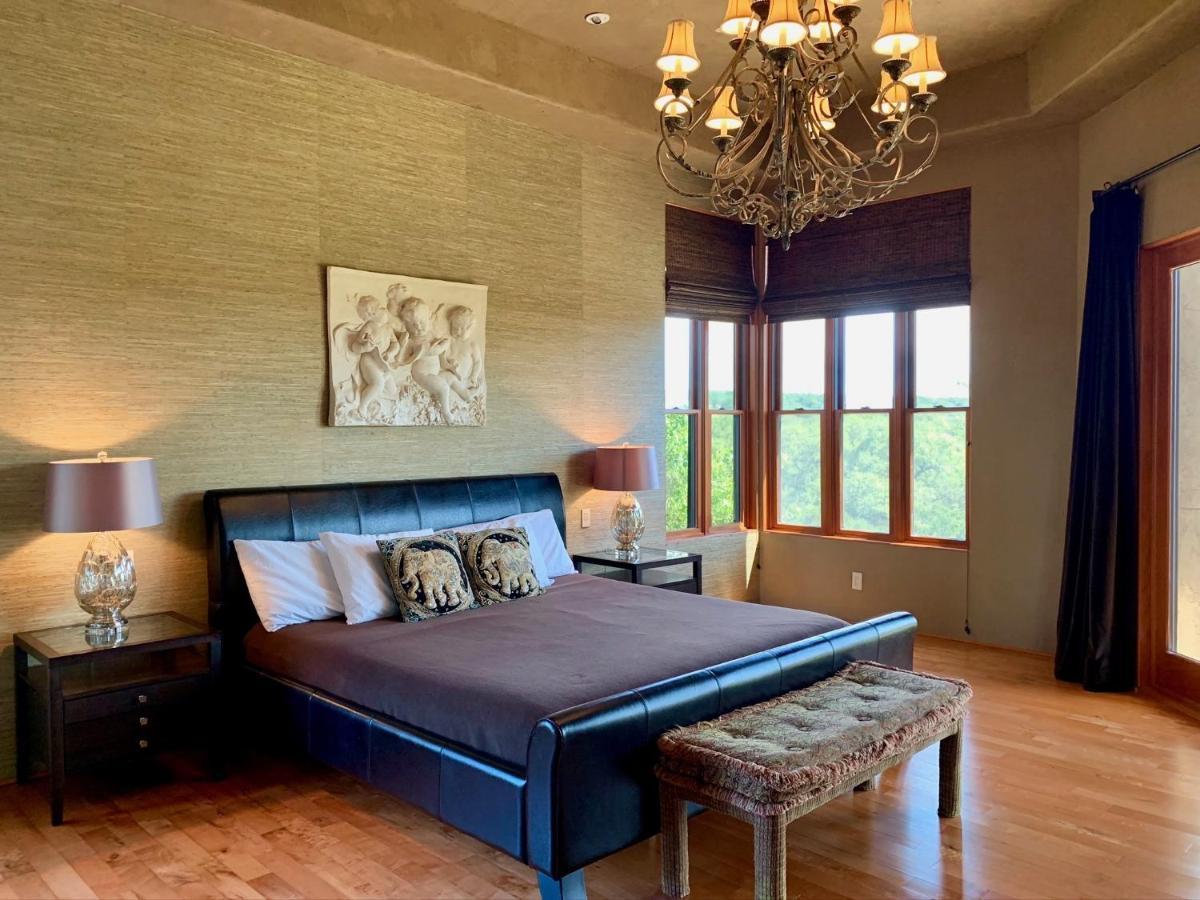 Scenic Hill Country Retreat - Rhino Ranch Villa New Braunfels Exteriör bild