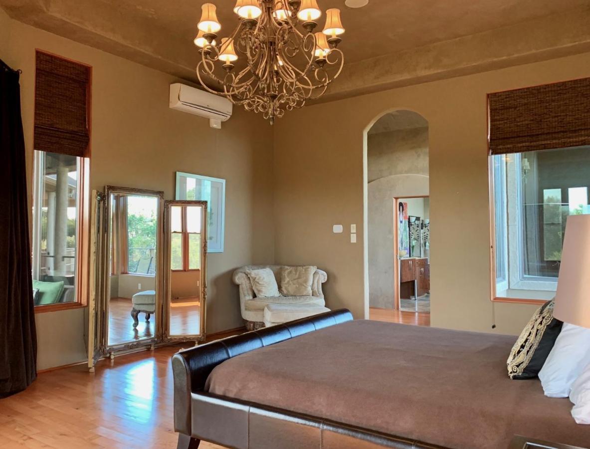 Scenic Hill Country Retreat - Rhino Ranch Villa New Braunfels Exteriör bild